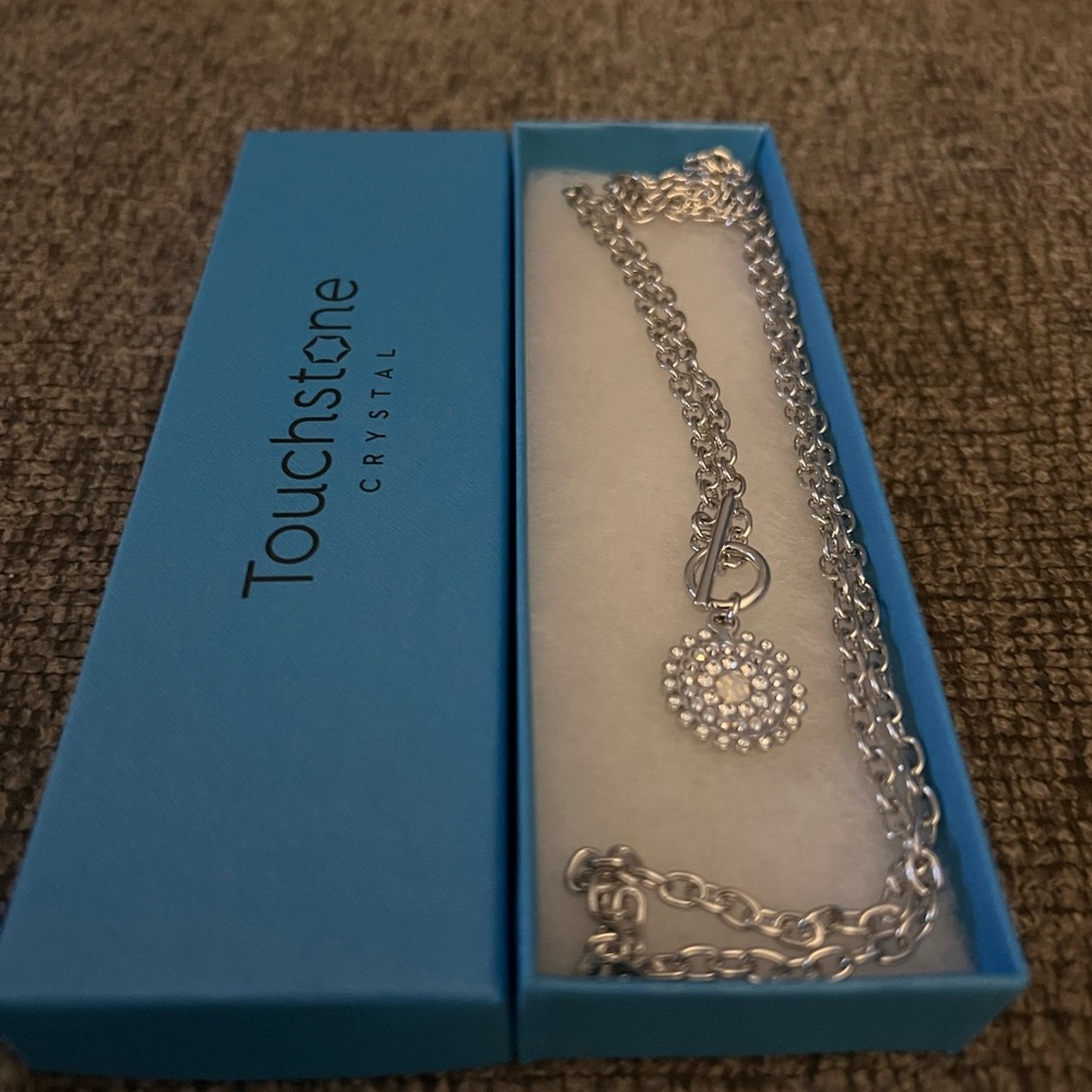 Touchstone Crystal Splendid Necklace
